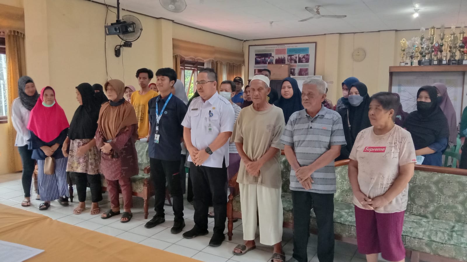 Penyaluran Bantuan Biaya Hidup Rumah Yatim